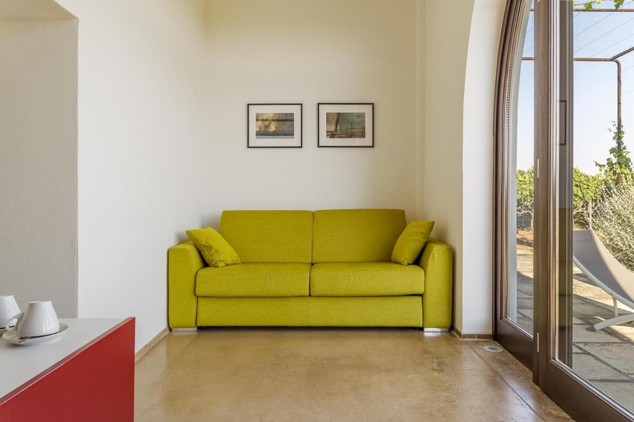 Tenutayala - Residenza Agrituristica 파라비타 외부 사진