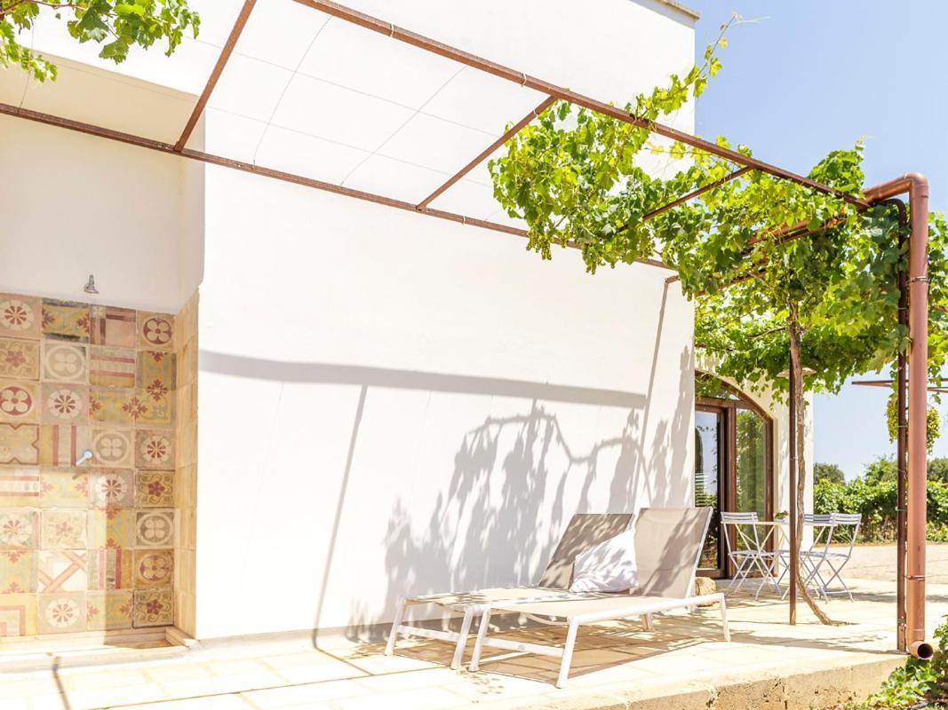Tenutayala - Residenza Agrituristica 파라비타 외부 사진