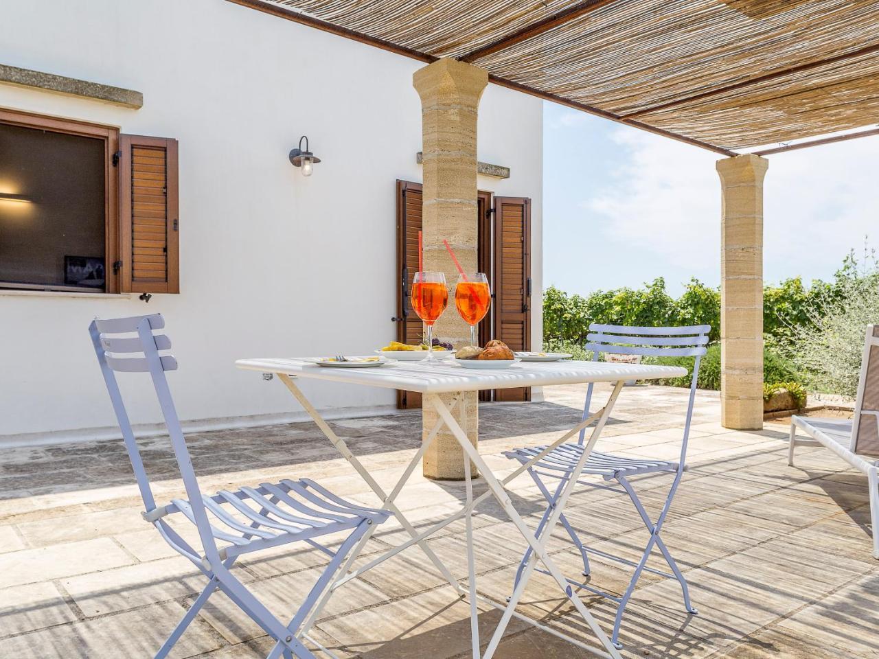Tenutayala - Residenza Agrituristica 파라비타 외부 사진